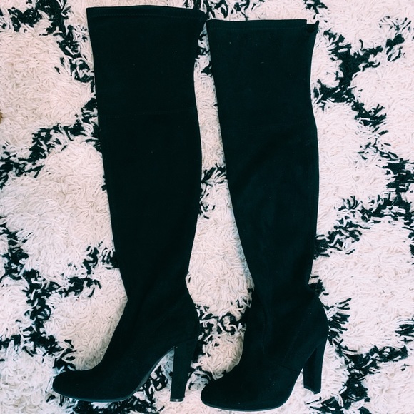 Steve Madden Shoes - “Gorgeous” thigh high boots!